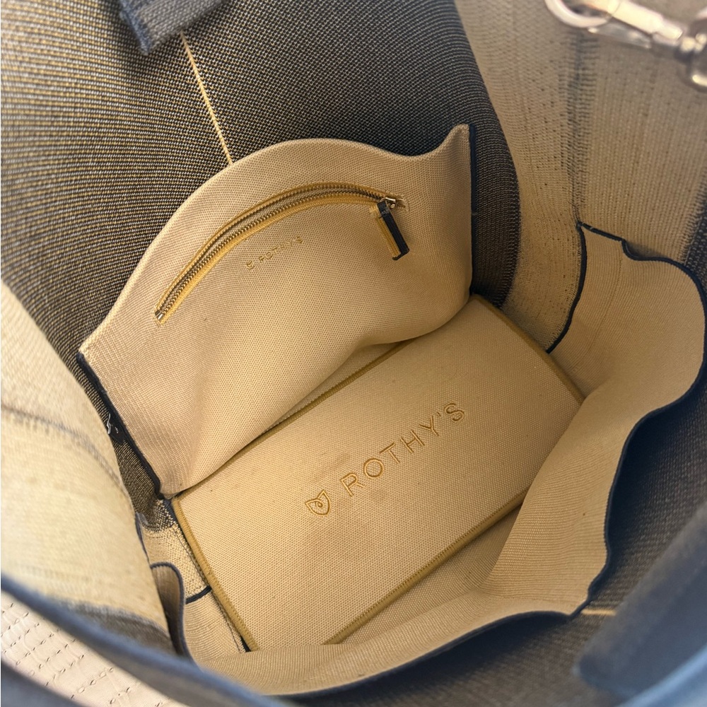 Rothy's Bucket Bag | Ink & Ivory - Picture 10 of 14